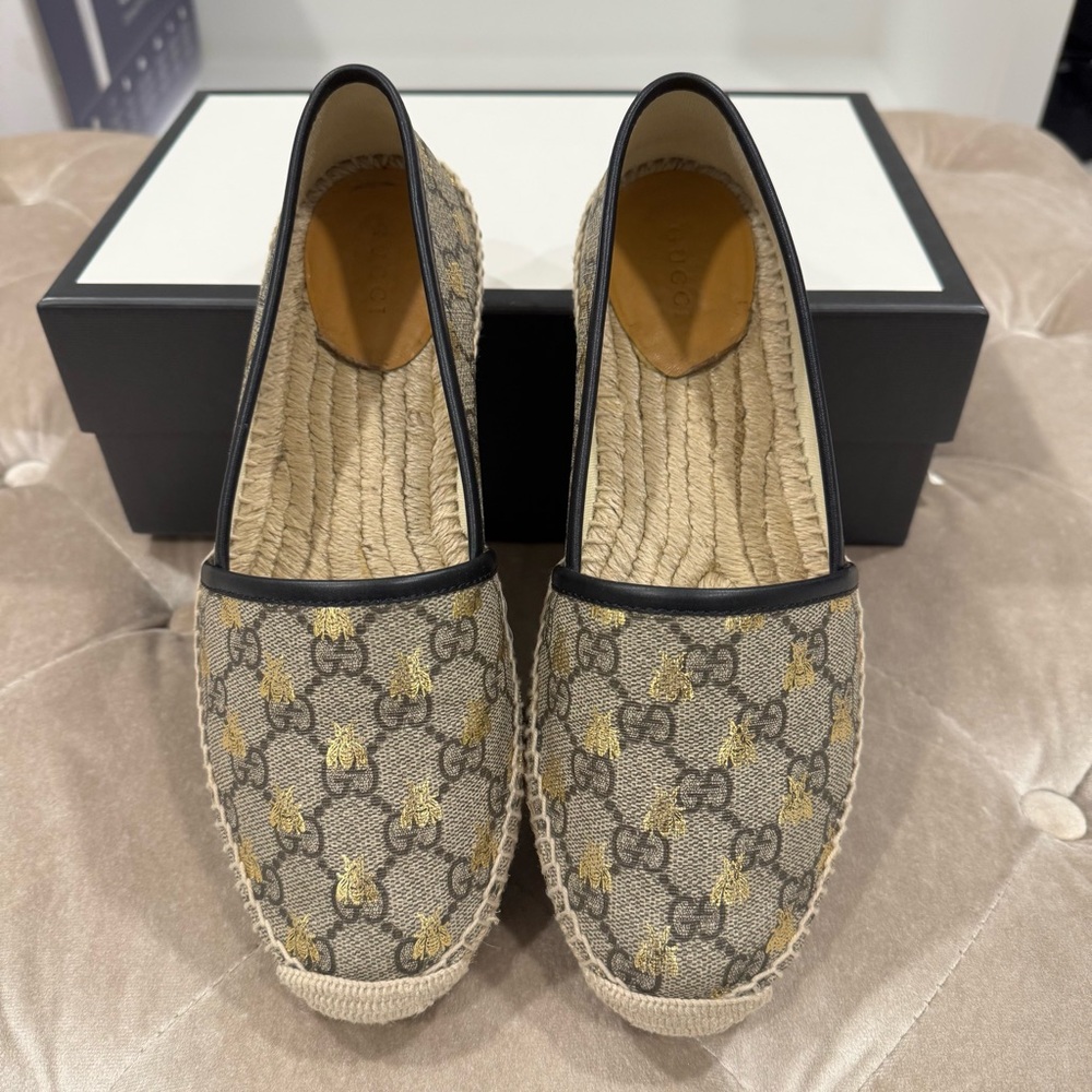 Gucci Bee Printed Espadrille Flats in Beige Monogram
GG Canvas